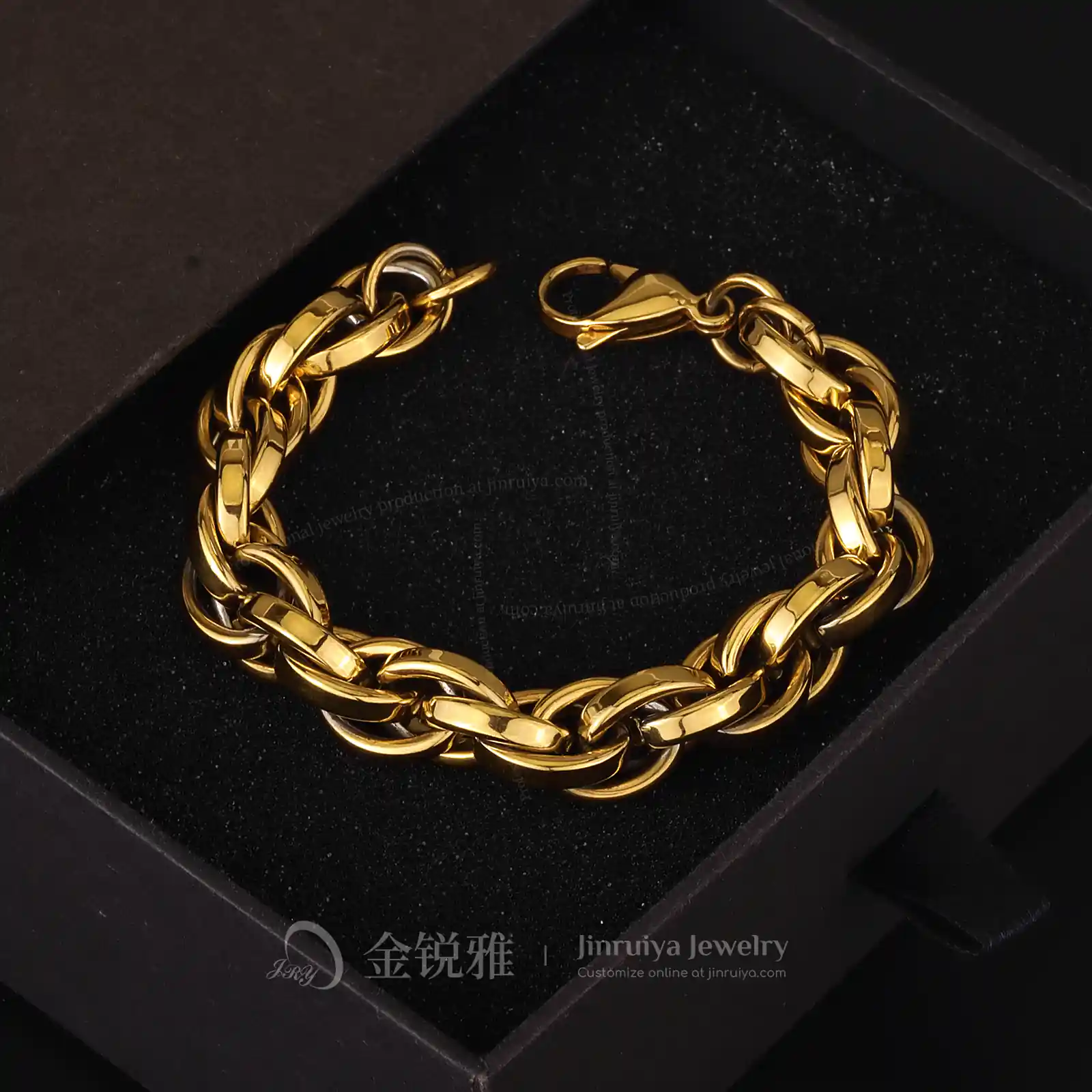 Double Buckle Chain Bracelet Detail Shot