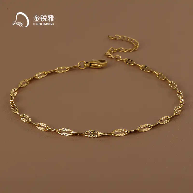 Chanel-Style Lip Chain Bracelet