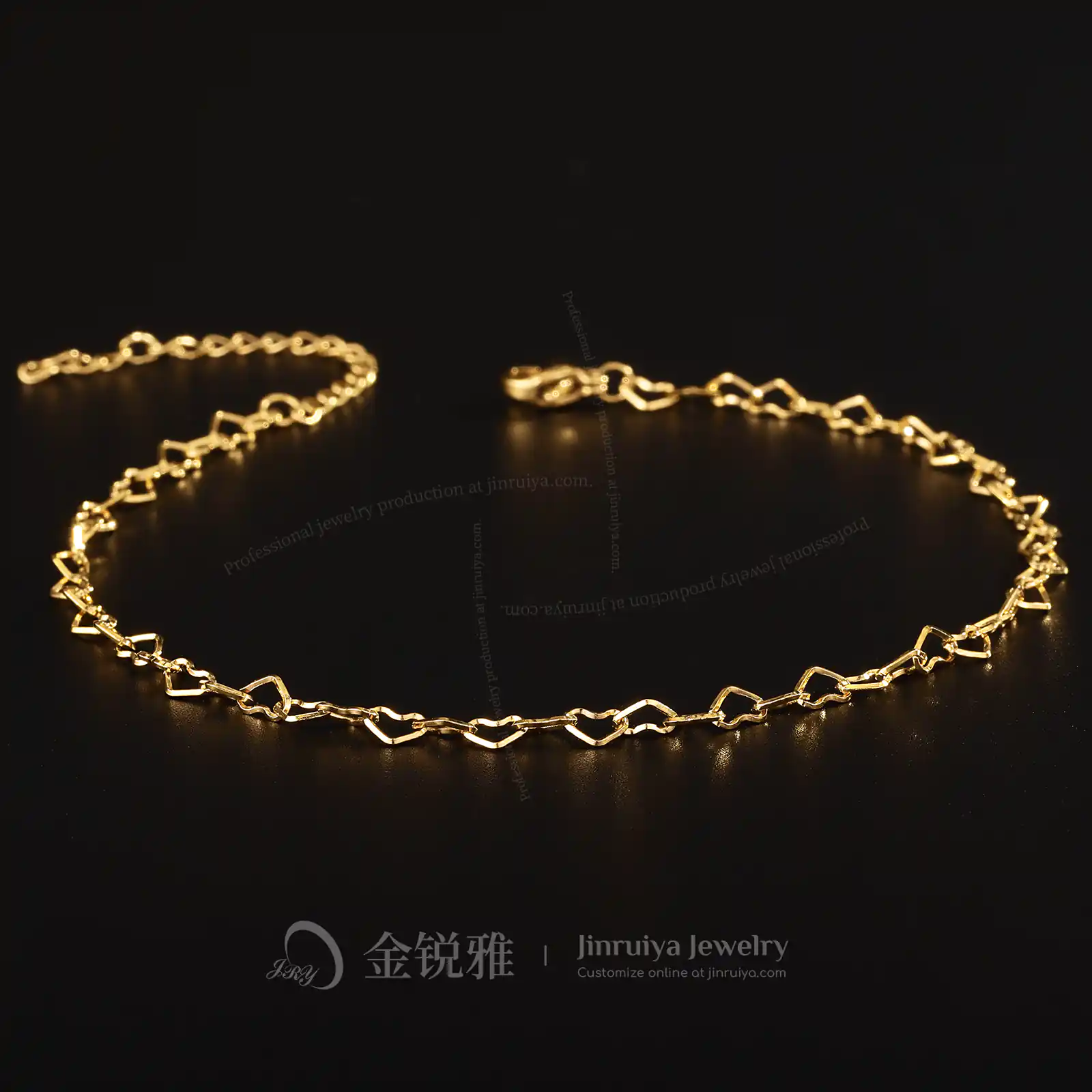 Heart Link Chain Bracelet Still Shot